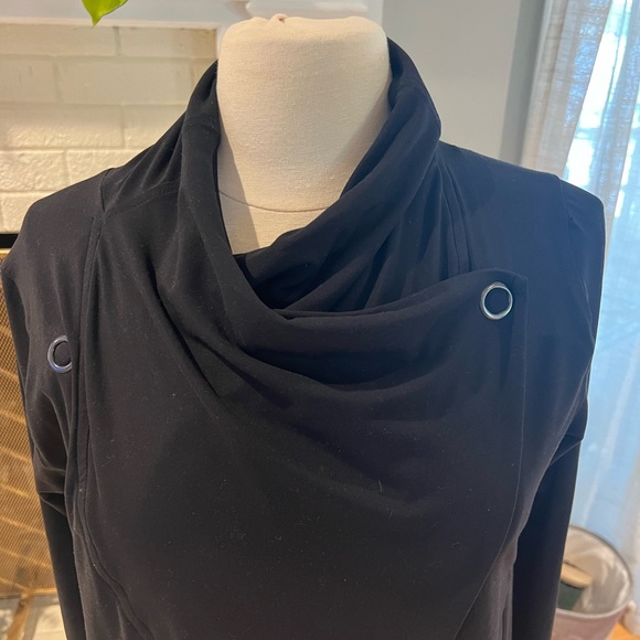 YOGALICIOUS wrap jacket - Picture 2 of 5